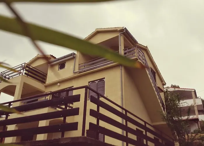 Danica Apartman Donji Karin