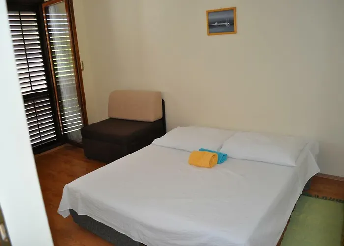 Danica * Donji Karin